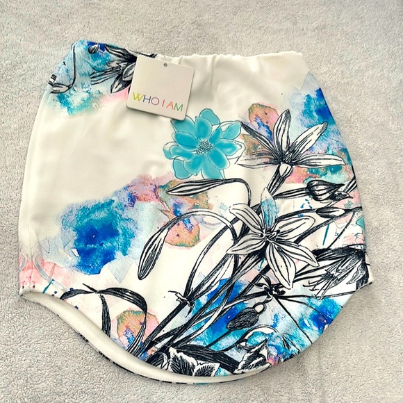 Who I Am Floral Print Skirt.  Size-8. NWT. - Picture 1 of 6